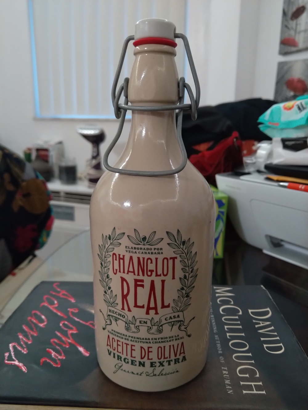 Extra Virgin Olive Oil Bottle - Cream